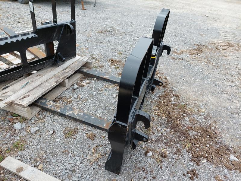 Attachments  Pallet Forks 5500 lbs Photo